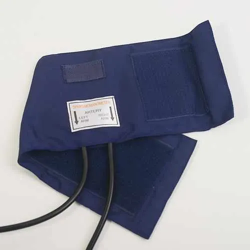 جهاز مراقبة ضغط الدم جهاز قياس ضغط الدم . Blood Pressure Monitor Handheld Blood Pressure Monitor