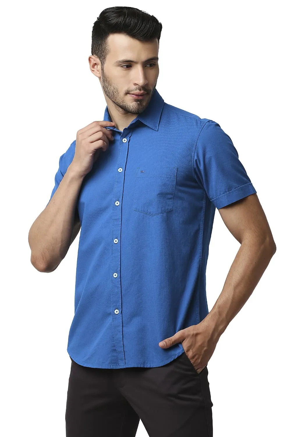 Slim Fit Dobby Halfsleeves Shirt